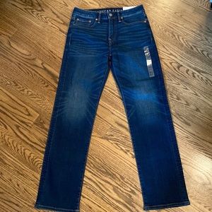 American Eagle Relaxed Straight